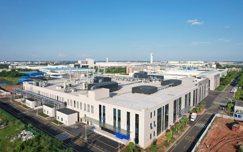 成都士蘭汽車半導(dǎo)體封裝項(xiàng)目潔凈廠房裝修自控 2 期項(xiàng)目